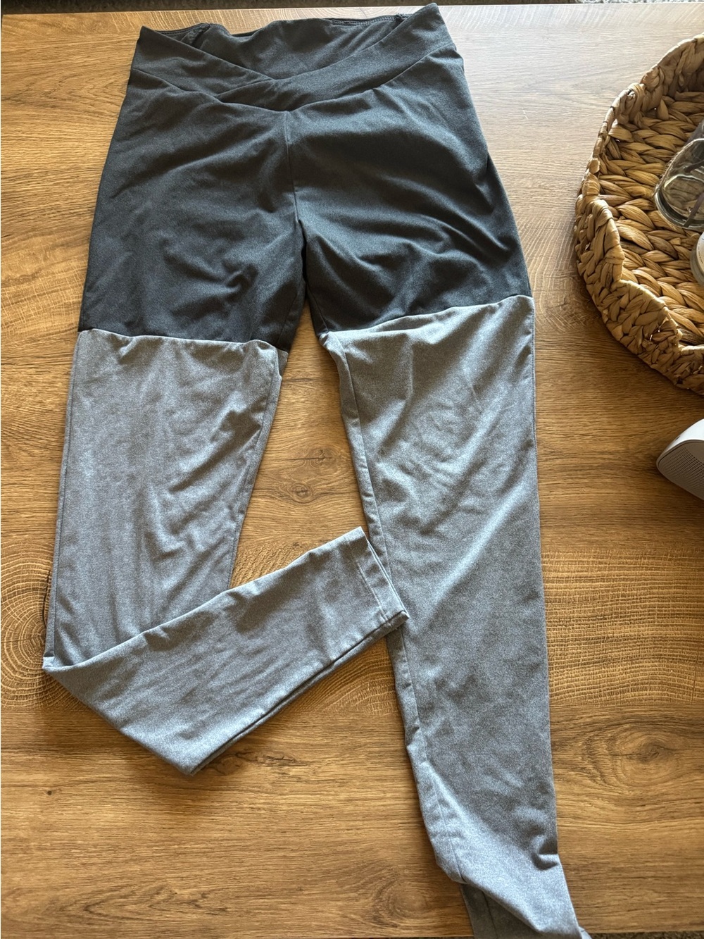 GymShark Two-Tone Gray Stretch Leggings